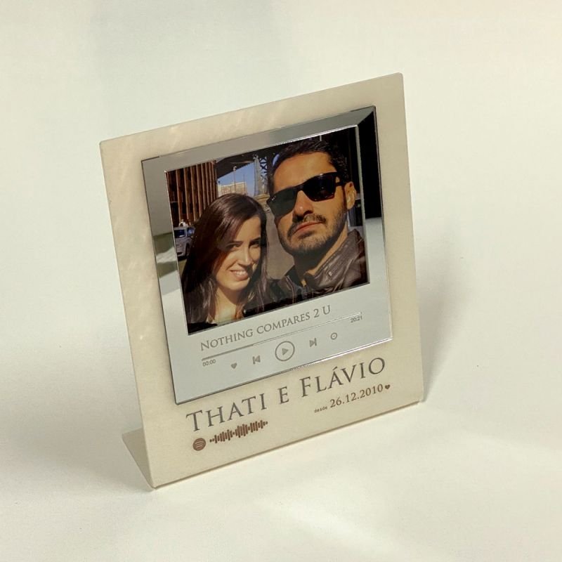 Porta Retrato Polaroide Personalizada para Casal