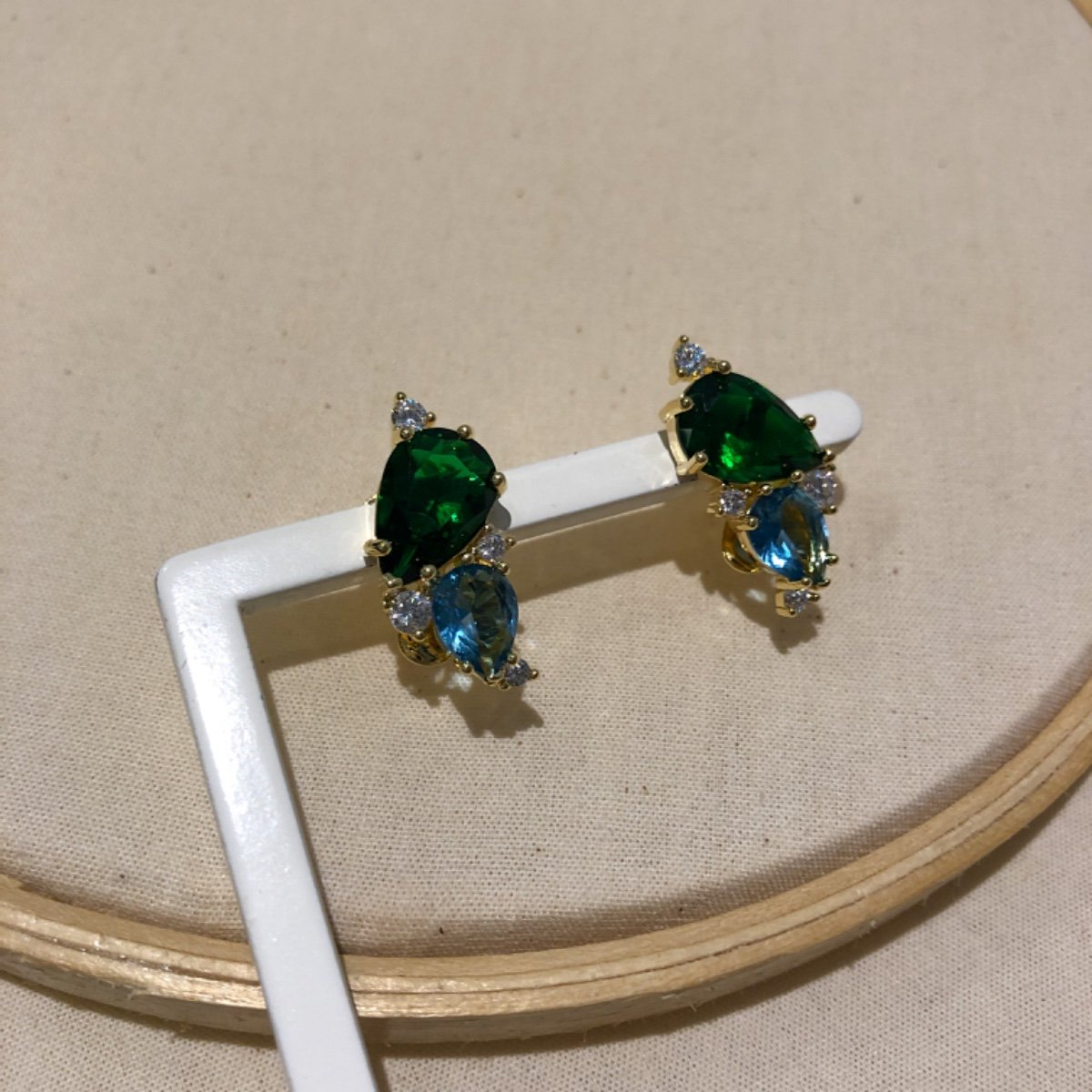 Brinco Ear Cuff Pedras Verde Esmeralda e Azul em Ouro 18k