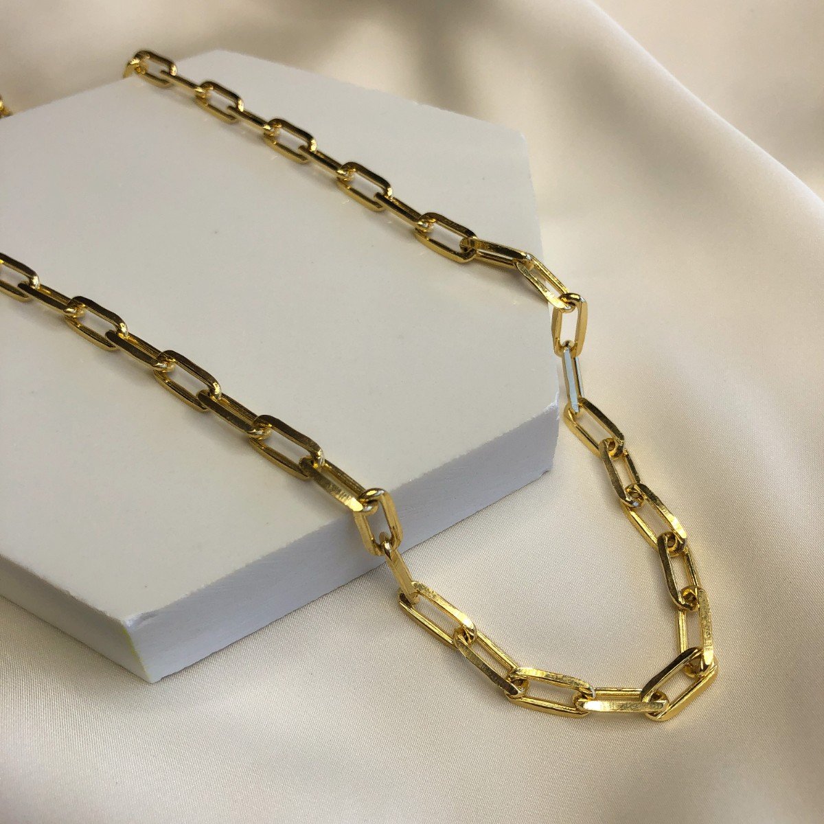Colar Corrente Cartier Longo Banhado em Ouro 18k