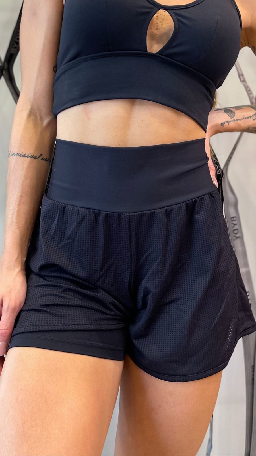 Short Tela Duplo Preto