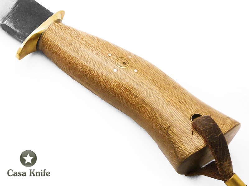 Adelar Filippon em faca kukri para colecionador em aço carbono com empunhadura em madeira Louro Gaucho 35 cm