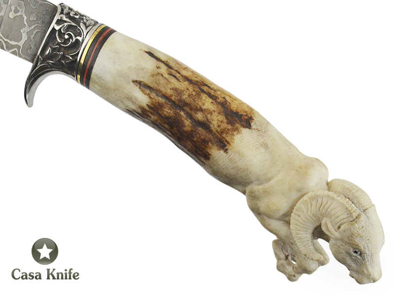 Adelar Filippon Faca para colecionador em aço damasco - padrão aleatório com empunhadura em chifre de cervo esculpido, 39 cm