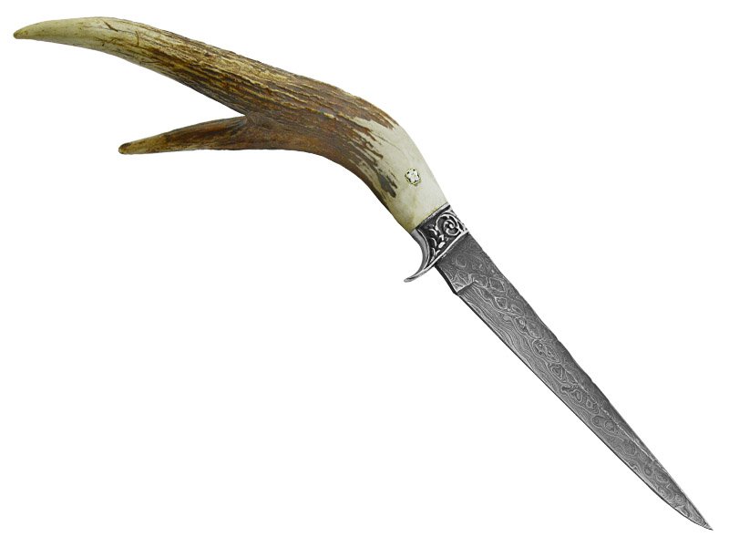 Adelar Filippon faca para colecionador forjada em aço damasco. Empunhadura em chifre de cervo, 41 cm