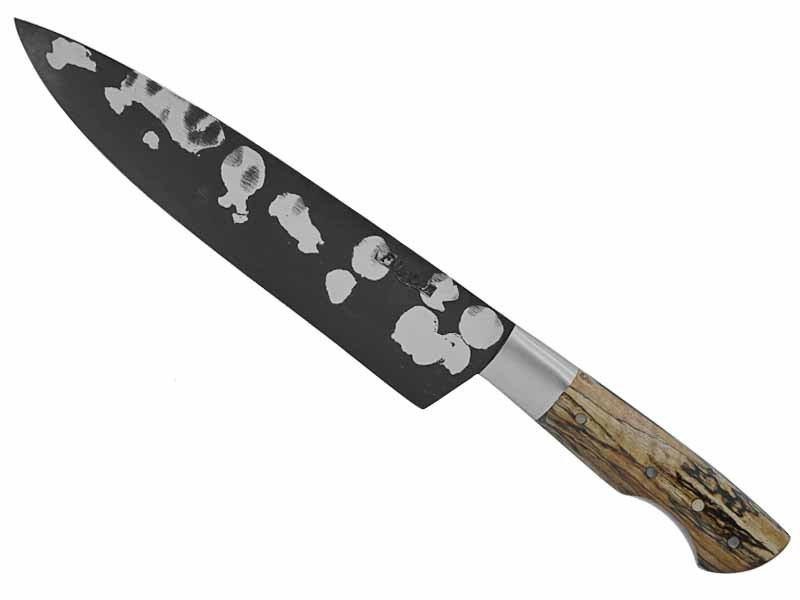 Adelar Filippon faca Cheff para colecionador forjado em aço Go May padrão zebra. Empunhadura em Spalted de plátano estabilizado, 33 cm