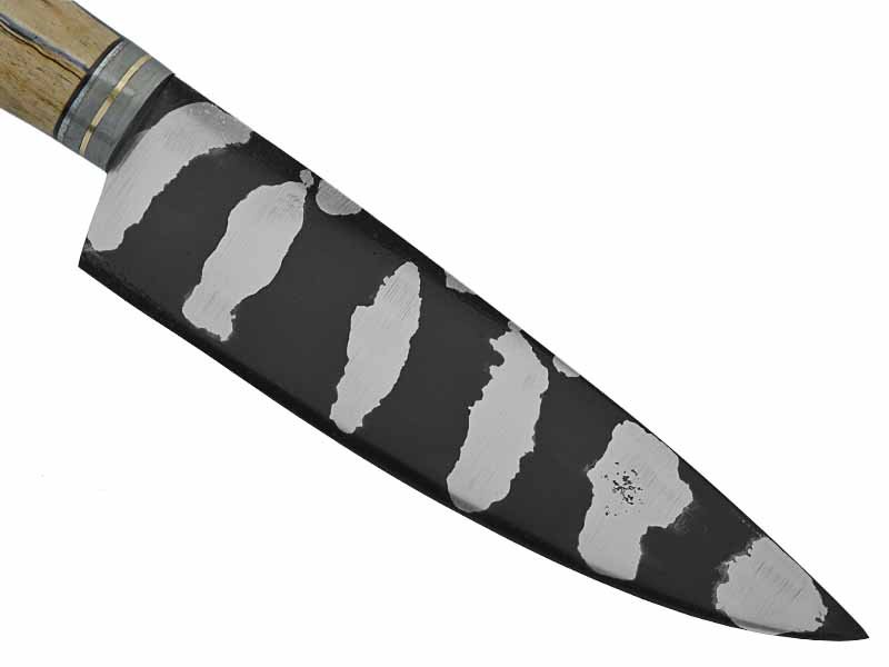 Adelar Filippon faca para colecionador forjado em aço Go May padrão zebra. Empunhadura em Spalted de plátano estabilizado, 35 cm