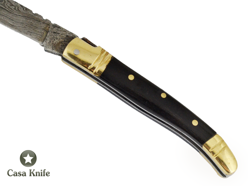 Canivete estilo laguiole em aço damasco e empunhadura em chifre de búfalo, 16 cm