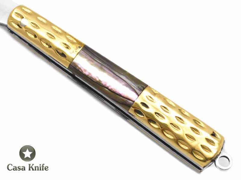 Canivete para colecionador em aço 440C com empunhadura em bronze e abalone 11 cm