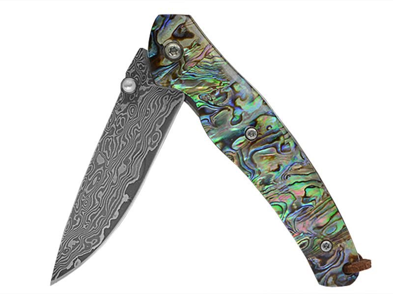 Canivete para colecionador em aço damasco com empunhadura em abalone natural 18 cm