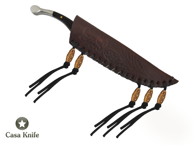 Faca cheff para colecionador em aço damasco. Empunhadura em Chifre de búfalo, 21,80 cm