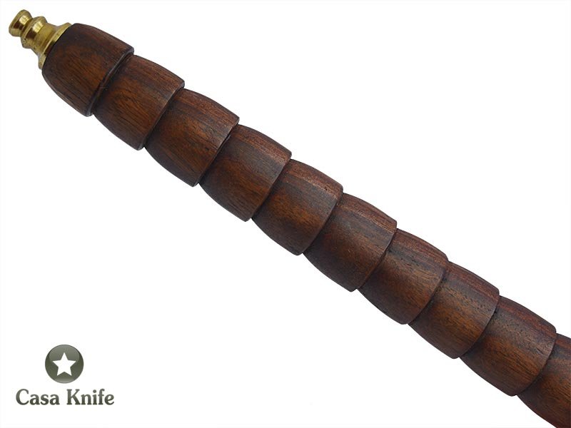Machado Tomahawk pipe para colecionador em aço damasco com empunhadura em madeira de Jacarandá da Bahia, 49cm