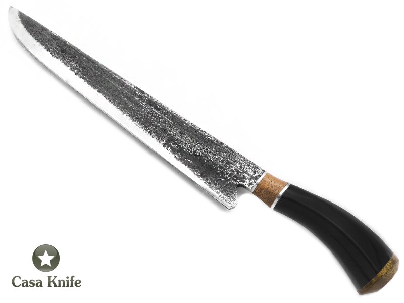 Touro faca para colecionador em aço carbono com empunhadura em osso e madeira 38 cm