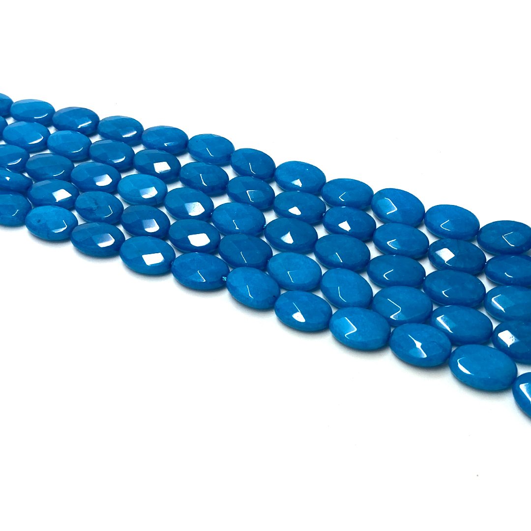 Jade Azul Celeste Oval Facetado 13x18mm