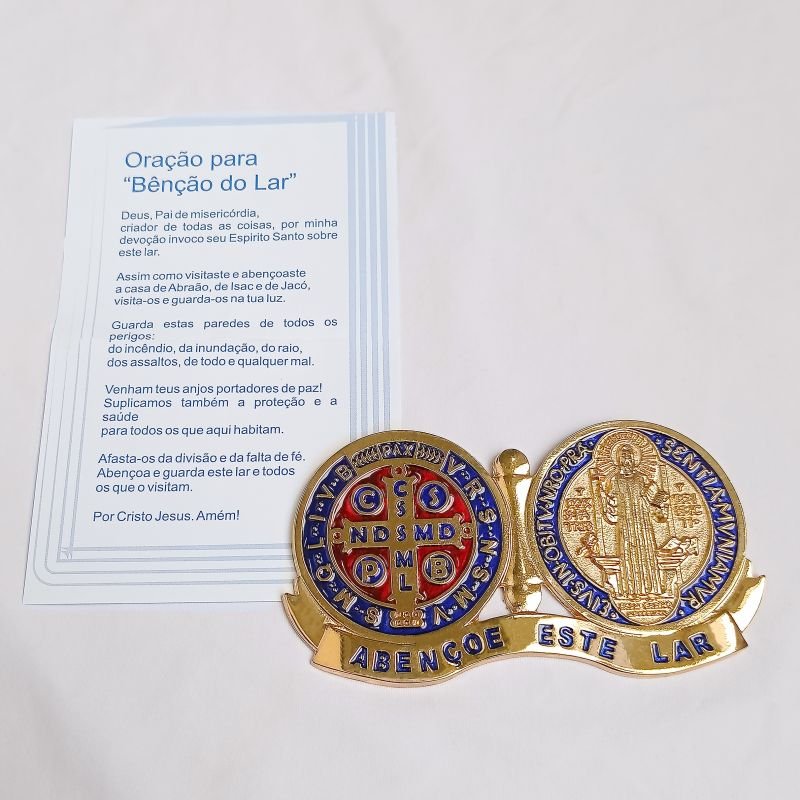 Medalhão de porta São Bento com resina