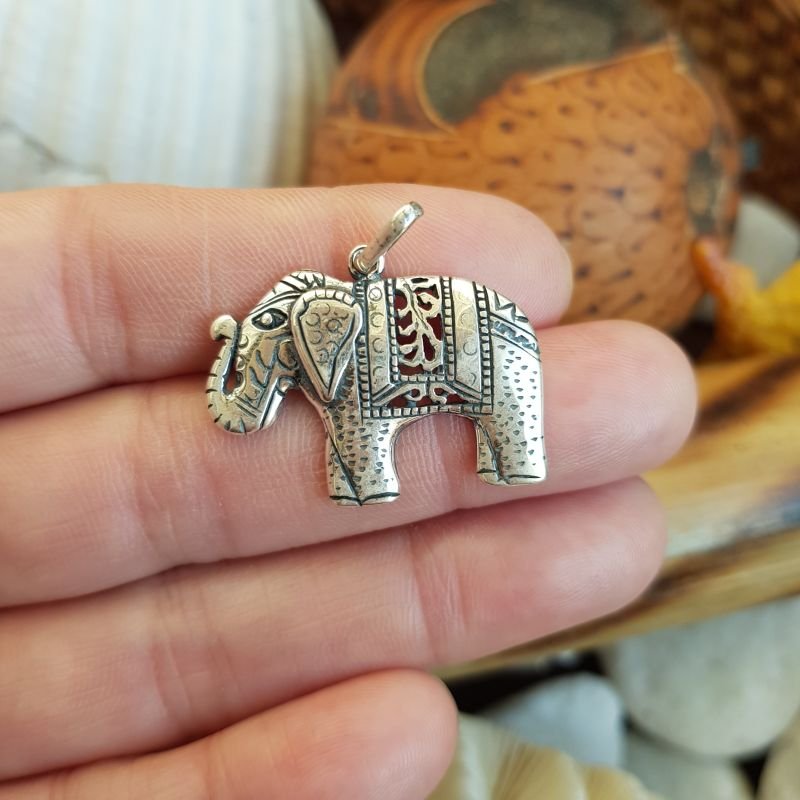 Pingente Elefante em Prata 925 - 2,8cm x 2cm