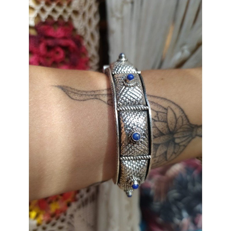 Pulseira Bracelete em Prata 925 com Pedras Azuis - 6cm de diâmetro