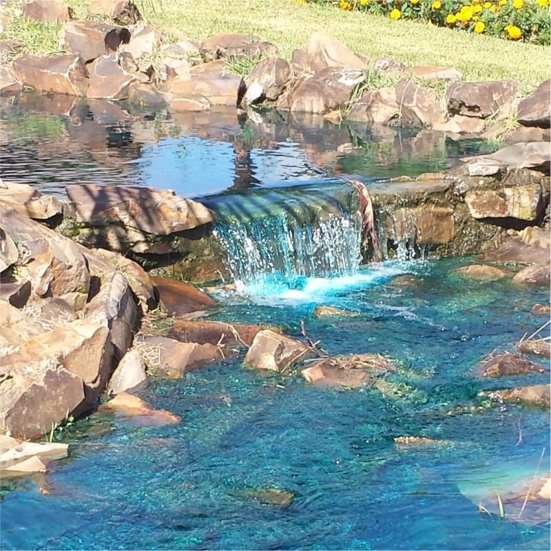 Lago Azul Líquido - Corante para lagos, fontes e cascatas ornamentais, atóxico e biodegradável