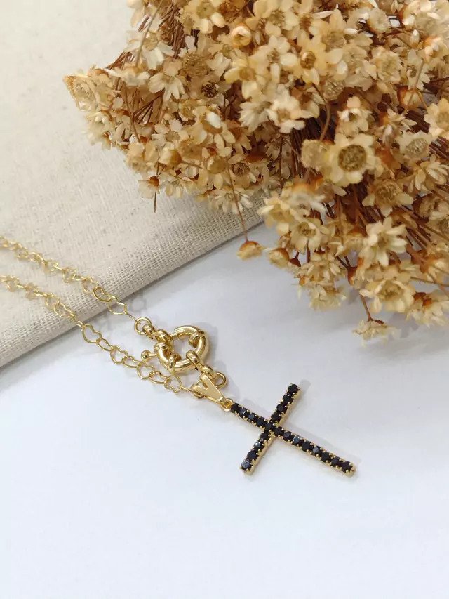 Colar Semijoia Crucifixo Preto 935